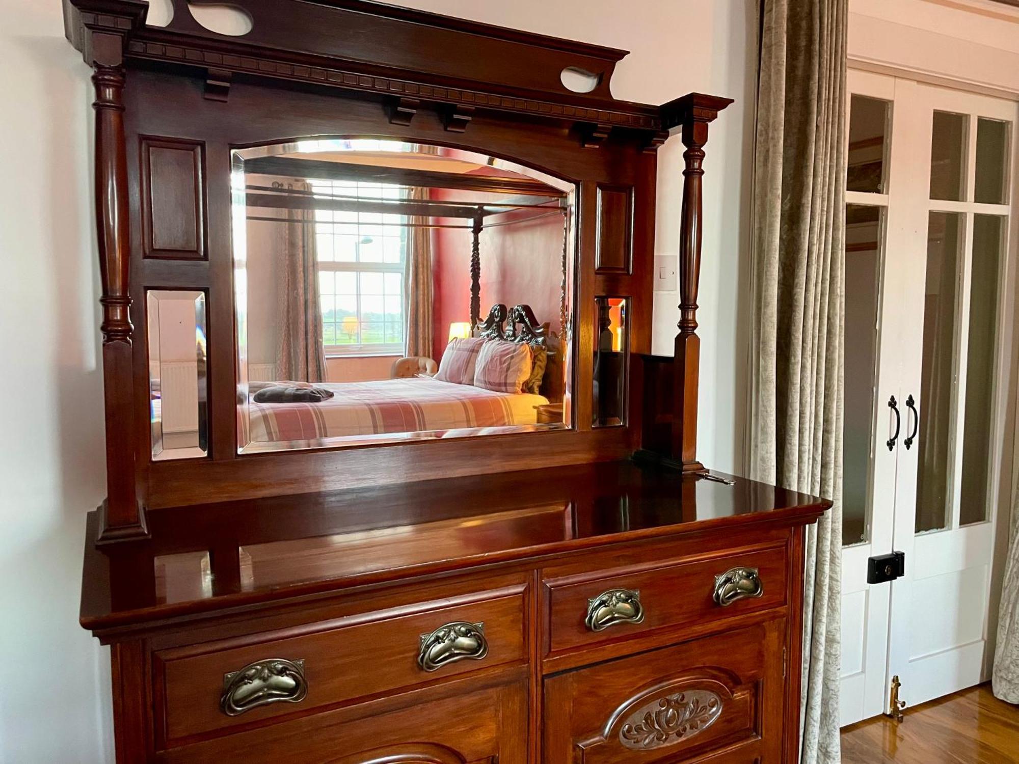 Spacious 3 Bedroom Garden Apartment In Snowdonia National Park Garndolbenmaen Extérieur photo
