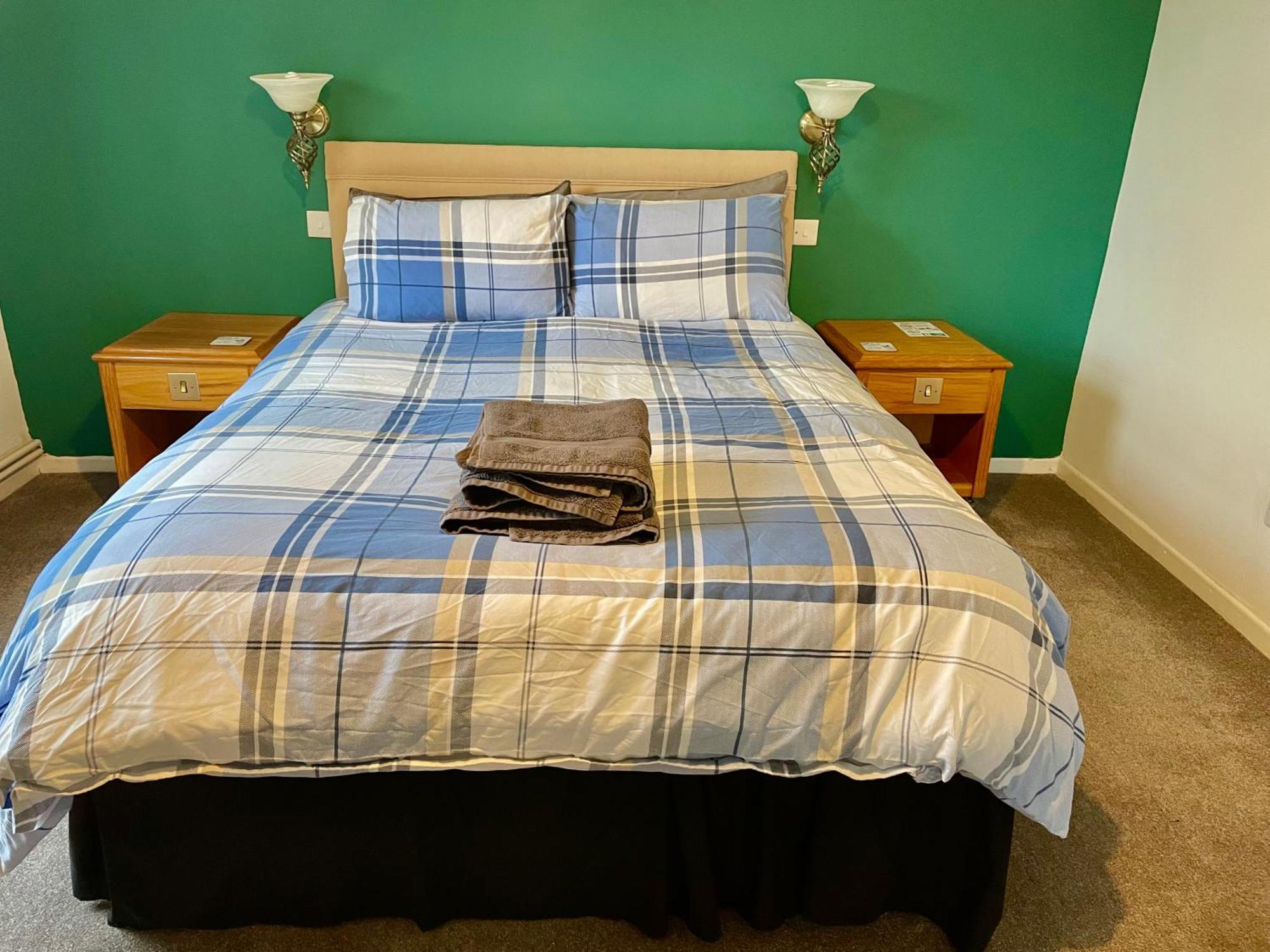 Spacious 3 Bedroom Garden Apartment In Snowdonia National Park Garndolbenmaen Extérieur photo